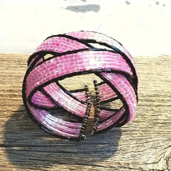 Pink Black Vintage Y2K 90s Striped Pretzel Memory Wire Cuff Bracelet Barbie Core - Picture 7 of 8